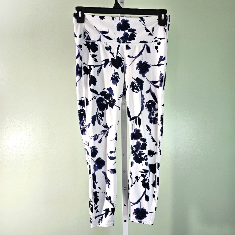 Athleta Elation Water Flower 7/8 Tights White Blue Medium